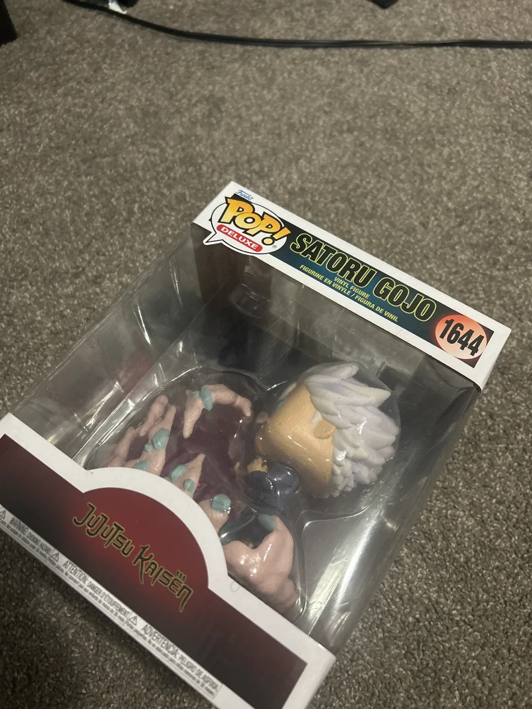 Funko Pop! Deluxe Satoru Gojo 1644 Jujutsu Kaisen Vinyl Figure