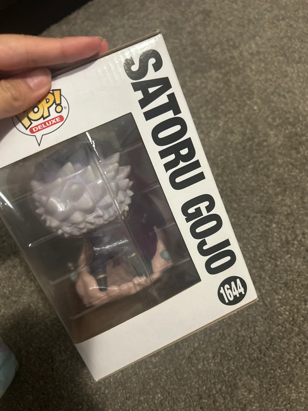Funko Pop! Deluxe Satoru Gojo 1644 Jujutsu Kaisen Vinyl Figure - photo 3