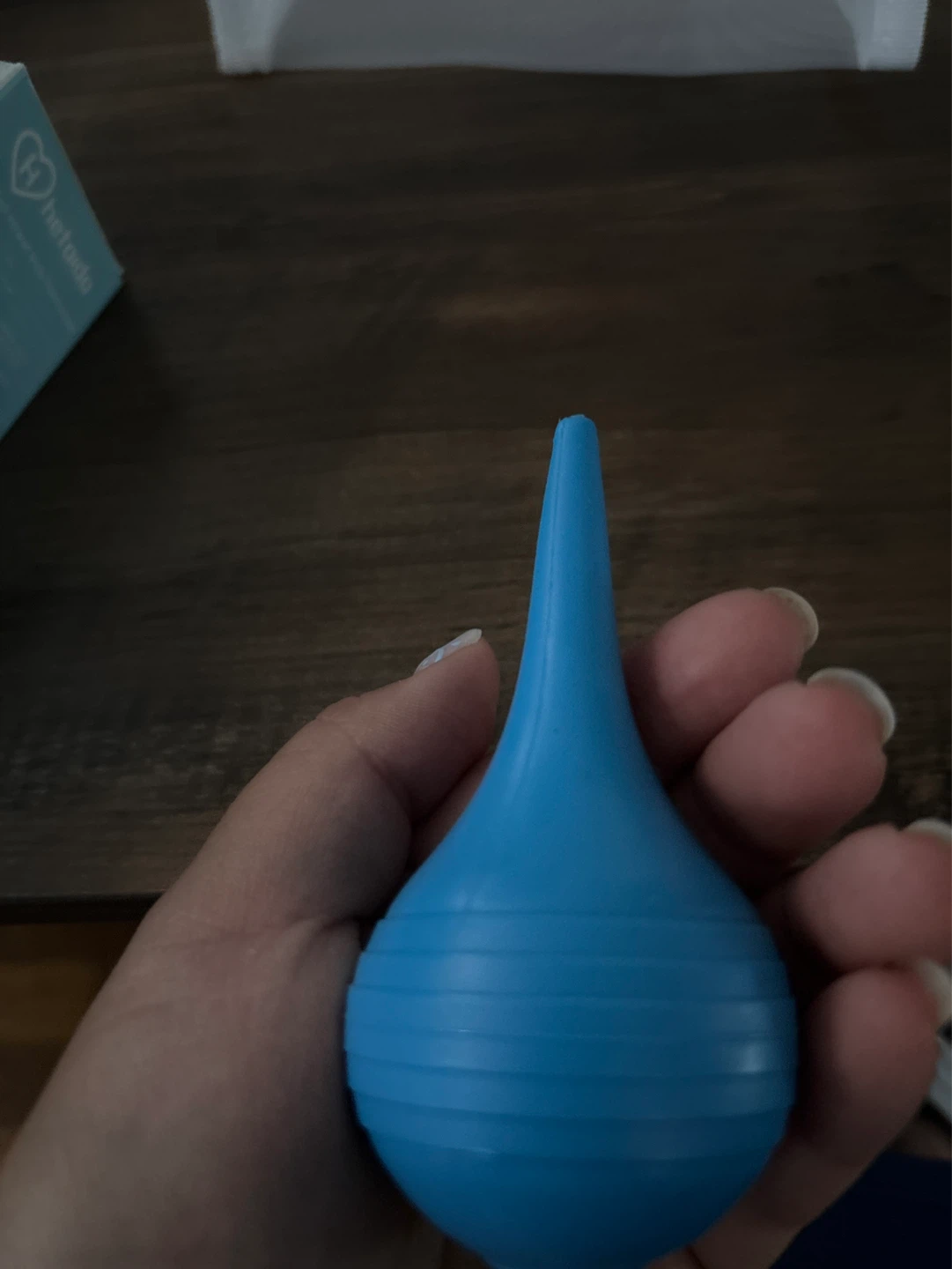Blue bulb syringe⚽️