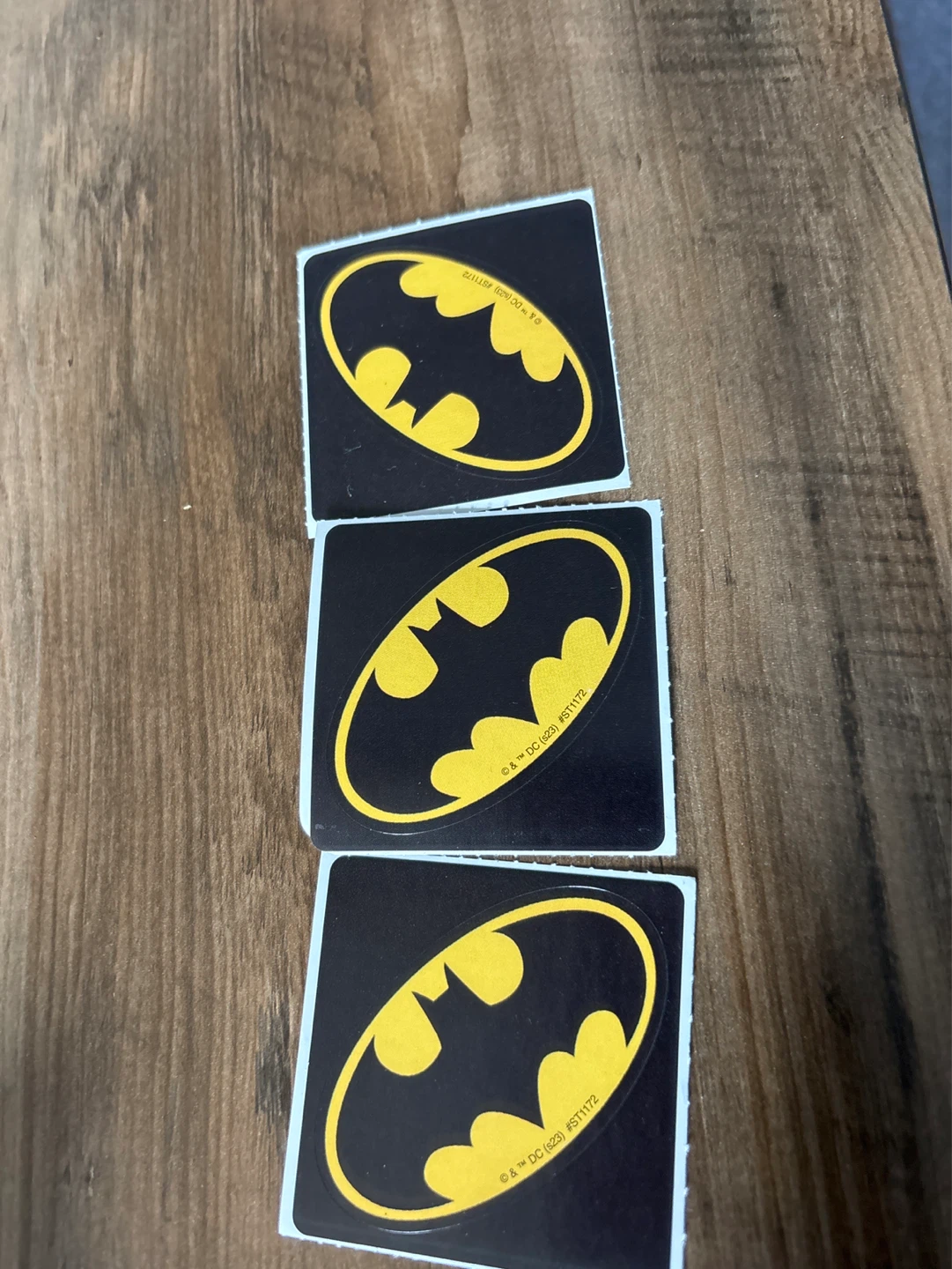 Batman Logo Stickers (Set of 3)⚽️