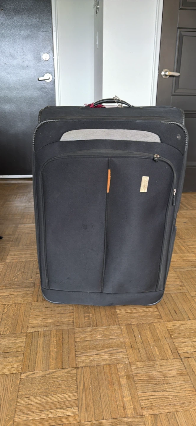 Eminent Black Softside Spinner Luggage - photo 5