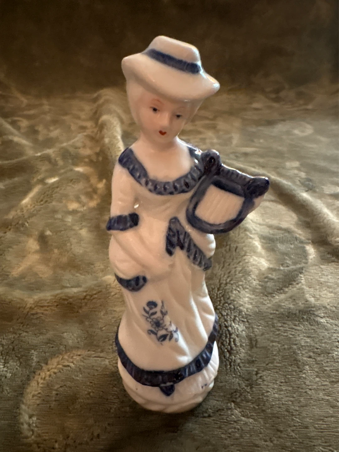 Ceramic Figurine of a Woman with Lyre
