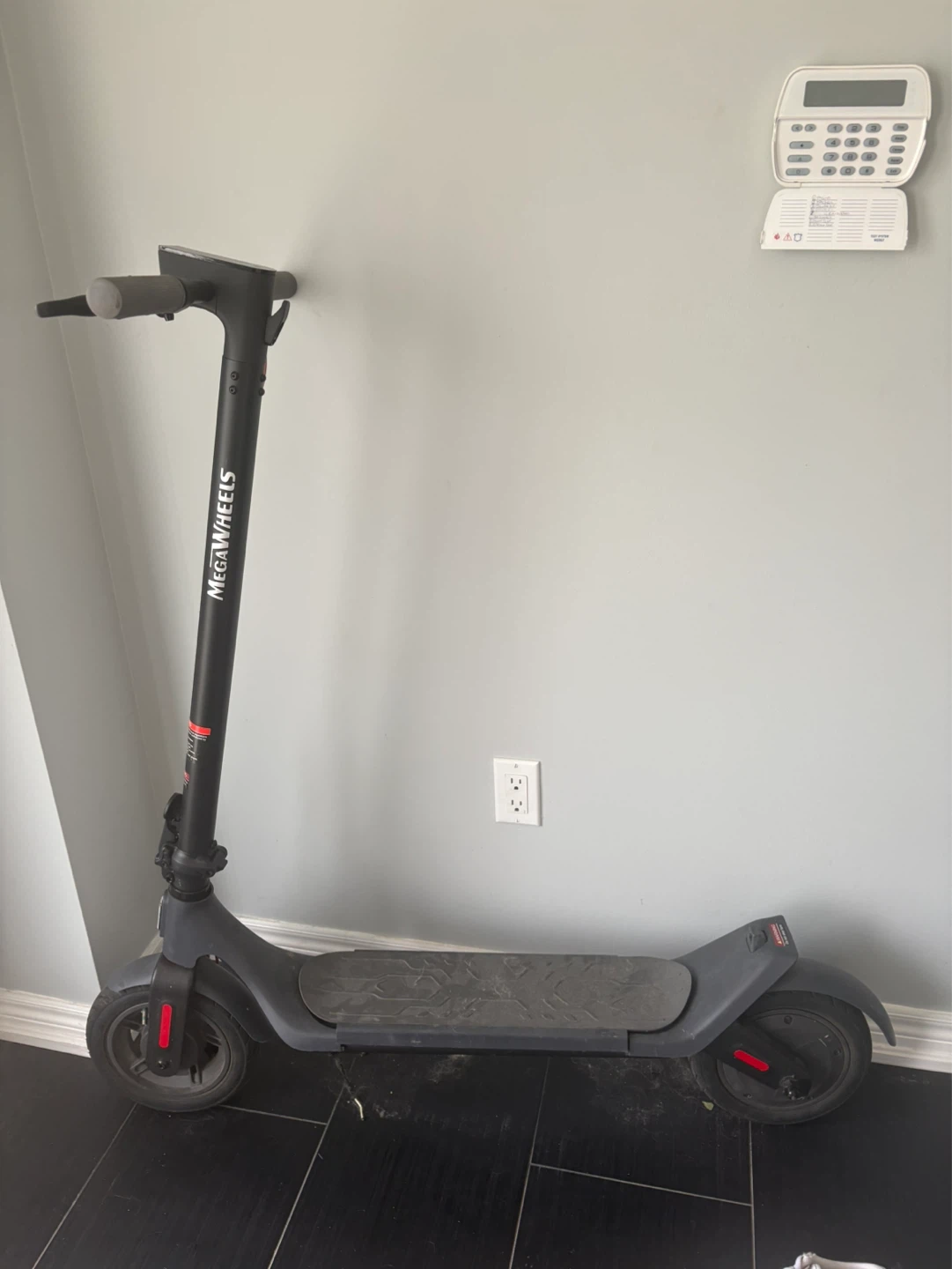 MegaWheels Electric Scooter