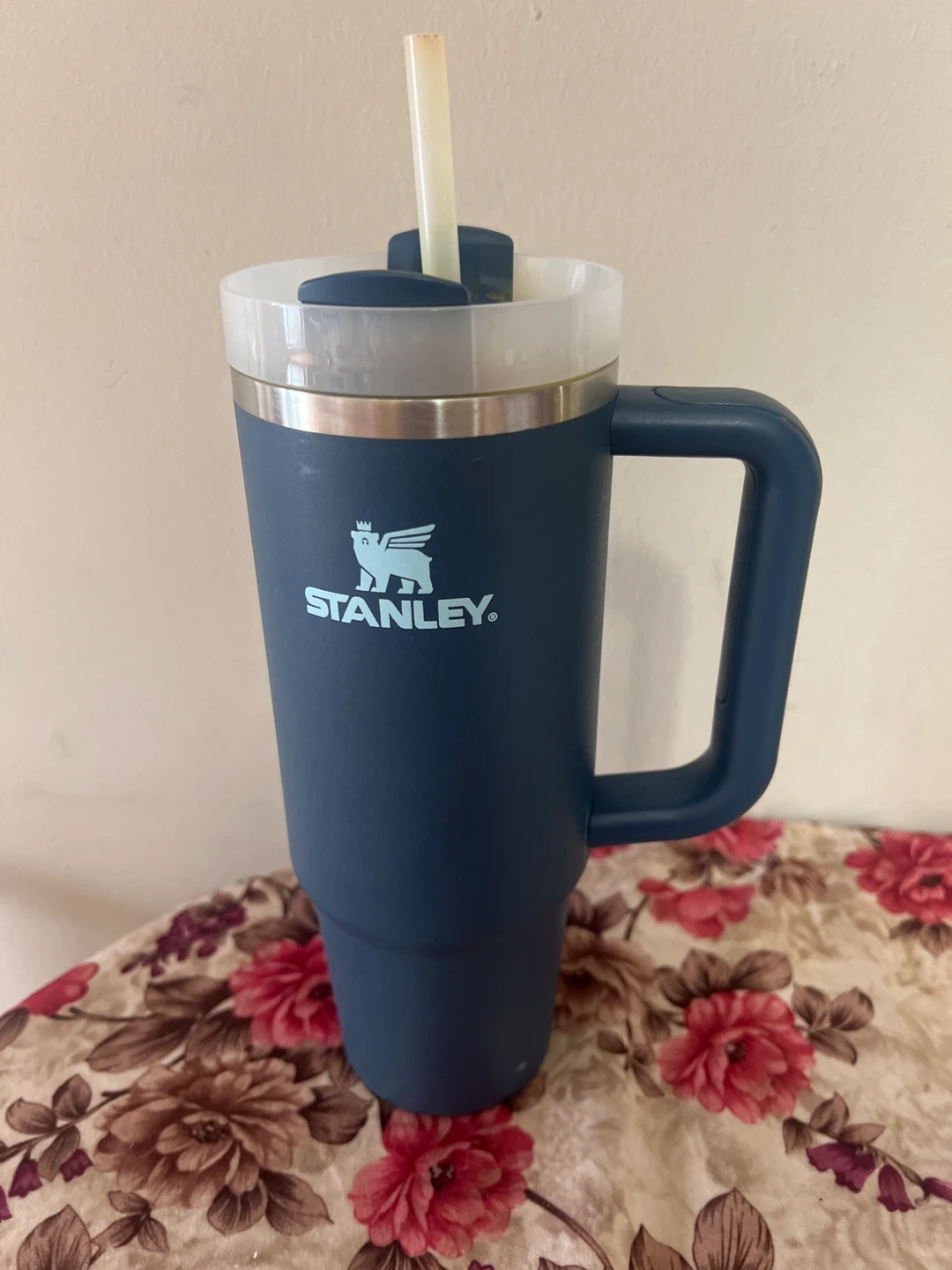 Stanley Tumbler with Straw ⚽️
