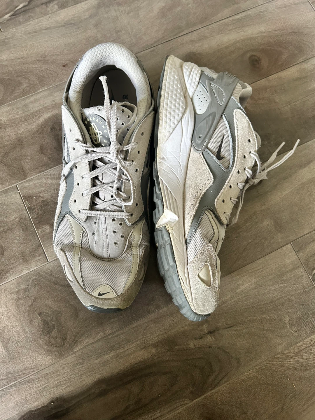 Nike Air Huarache Running Shoes - photo 2