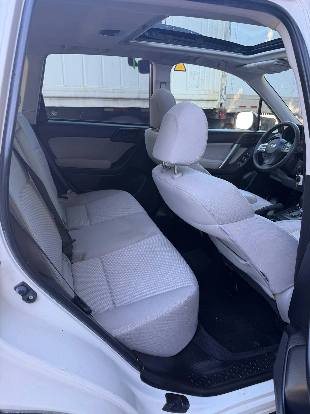 2015 White Subaru Forester SUV - photo 3