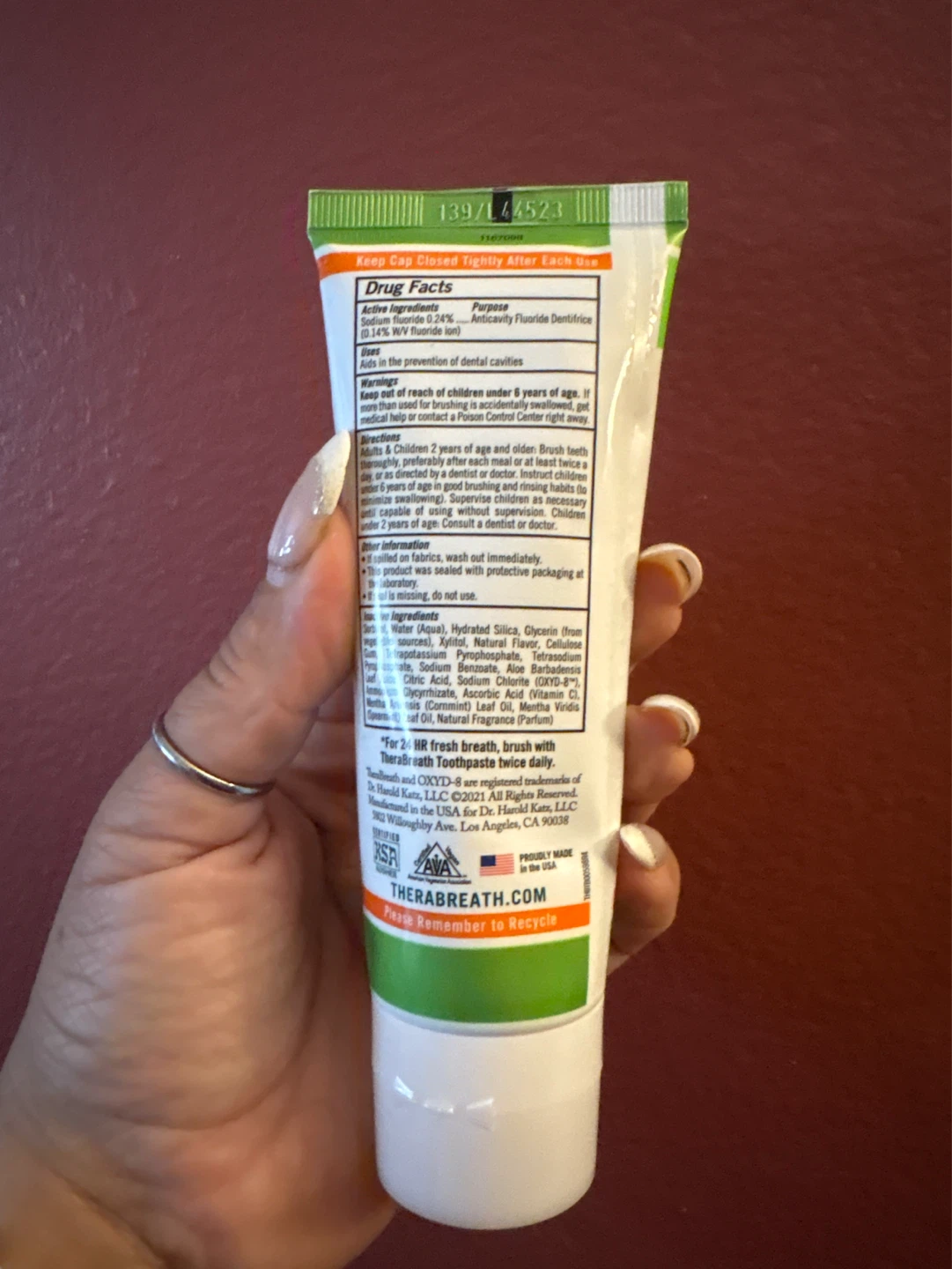 ⚽️ TheraBreath Fresh Breath Toothpaste Mild Mint 4 oz - photo 2