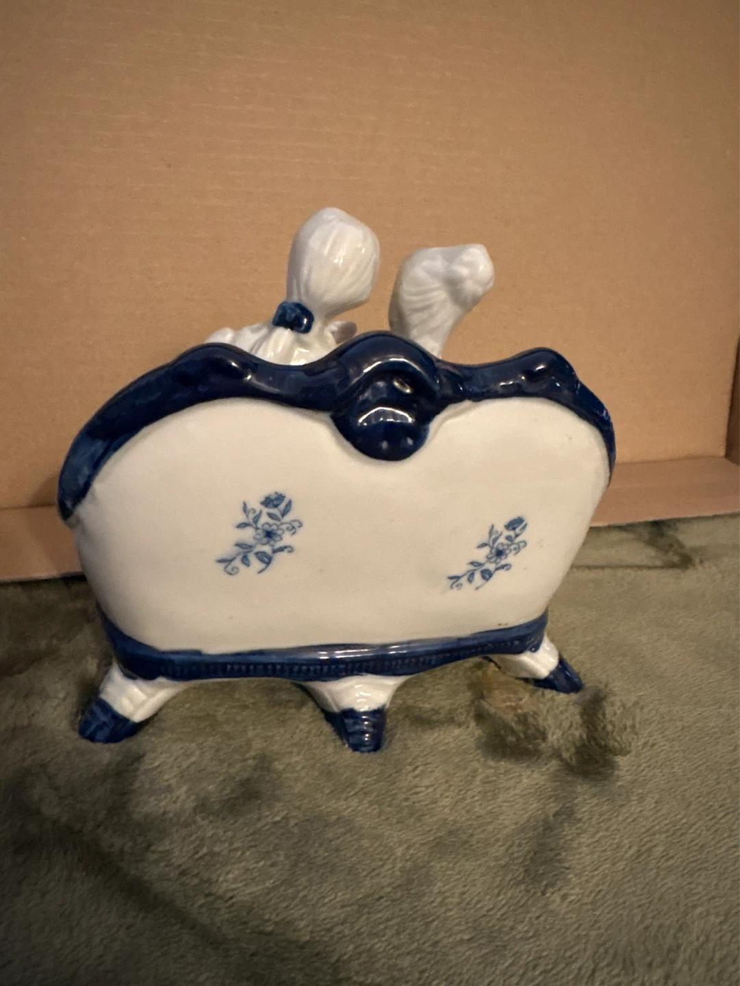 Vintage Porcelain Figurine - photo 2