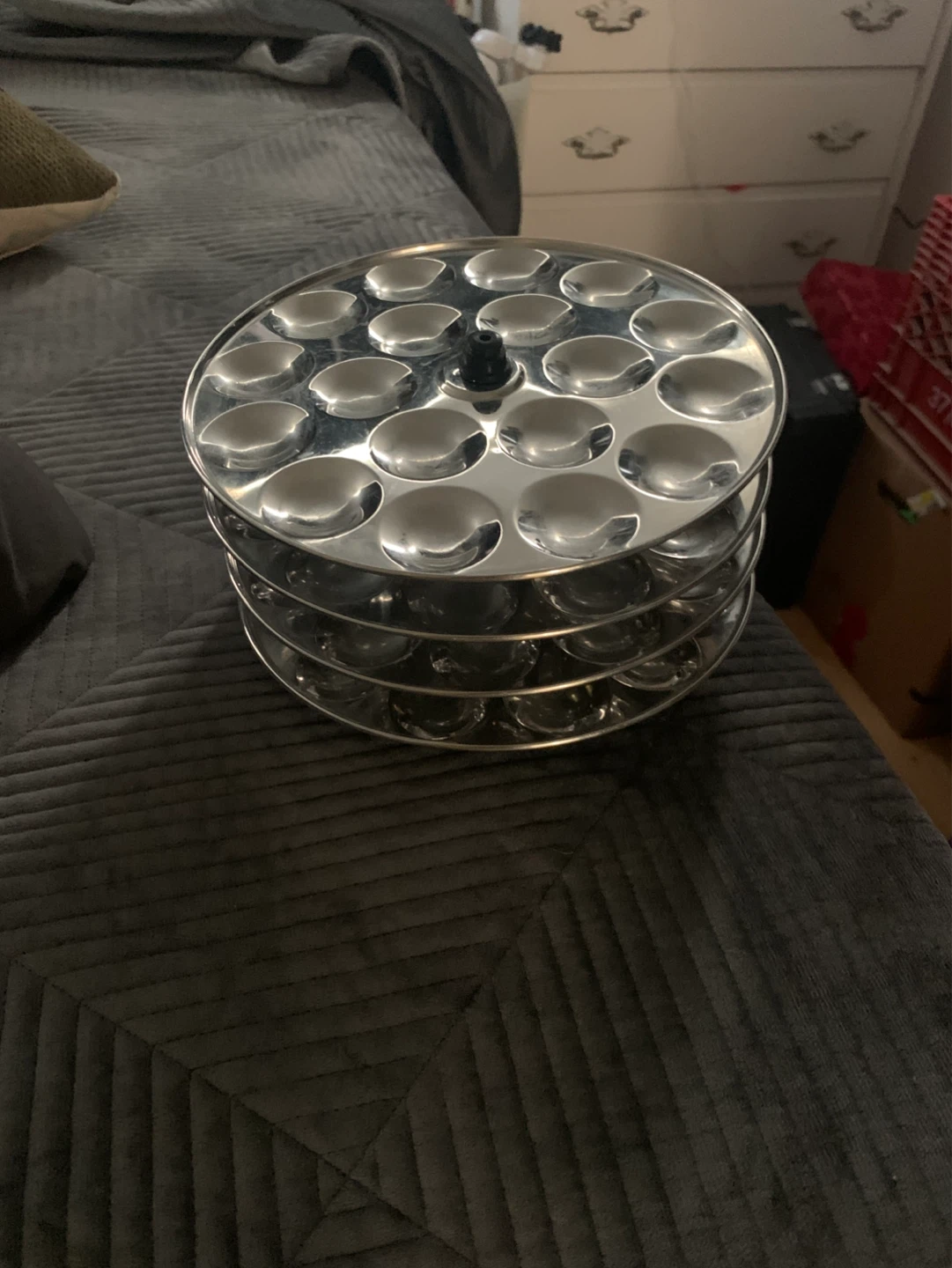 Mini Idli Maker Stand 7.5 inches in diameter length 5 inch
