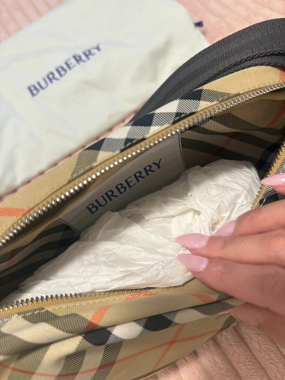 Burberry Nova Check Crossbody Bag authentic - photo 4