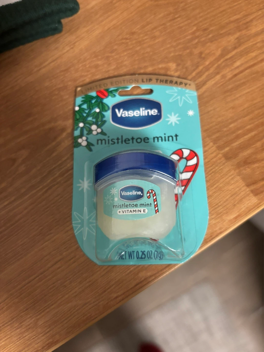 Vaseline Mistletoe Mint Lip Therapy