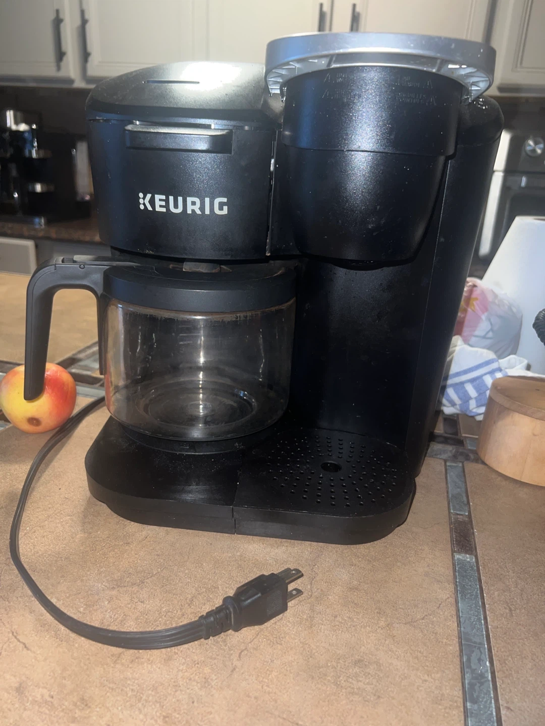 Keurig Coffee Maker with Carafe ⚽