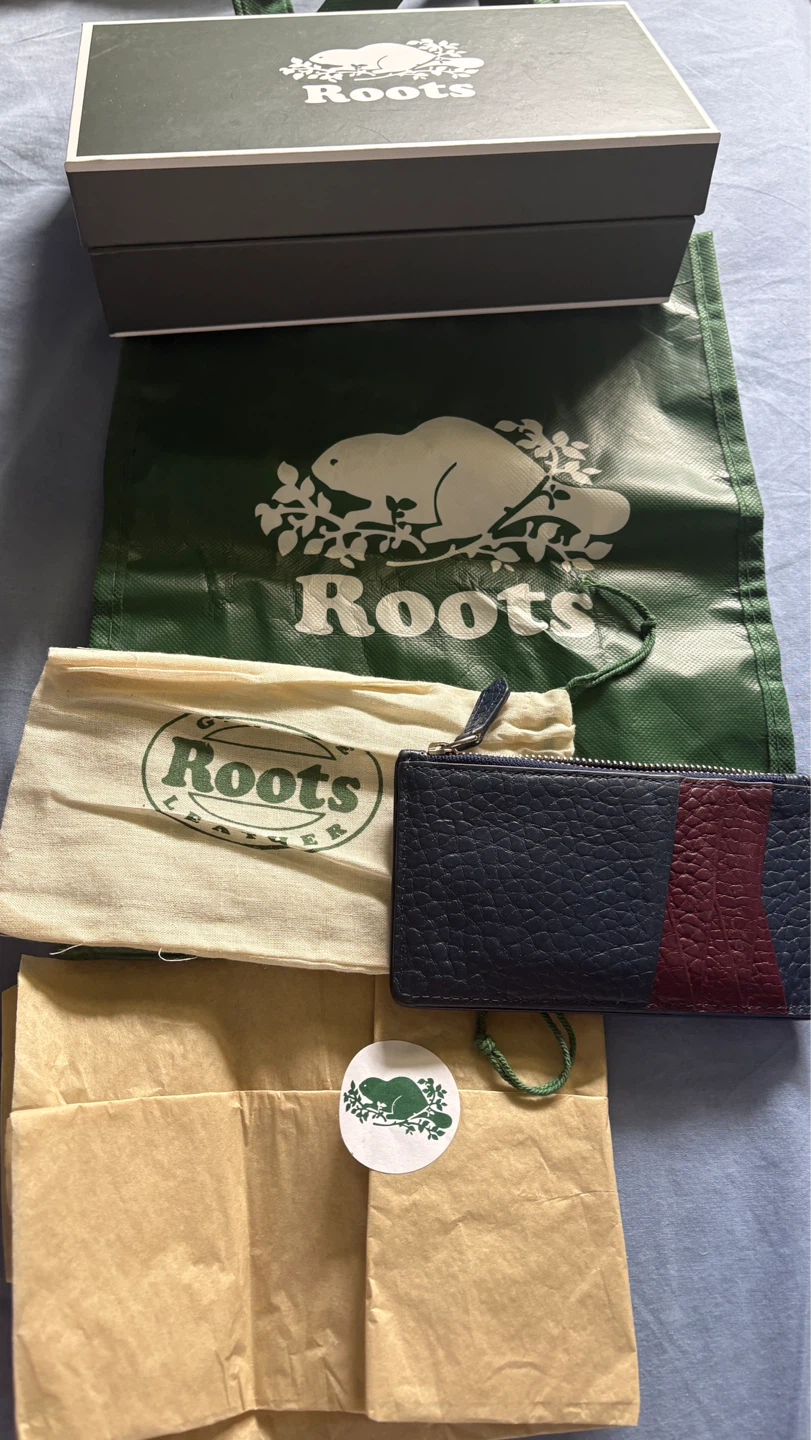 Roots Leather Card Holder - photo 3