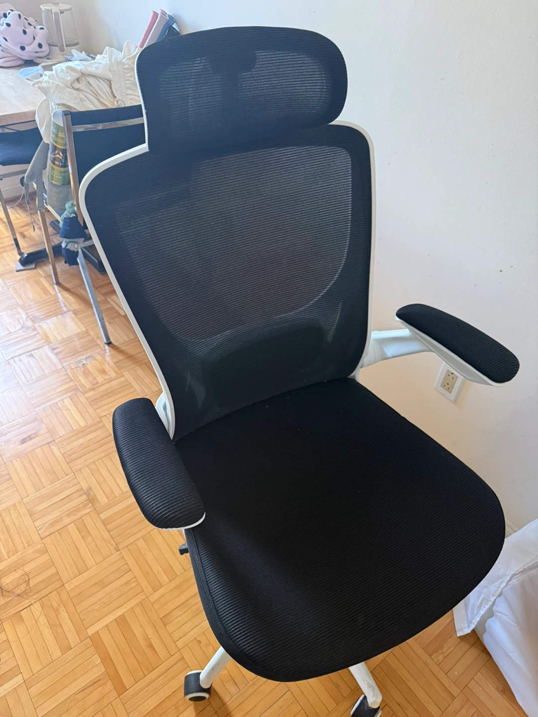 Ergonomic Office Chair - Black Mesh