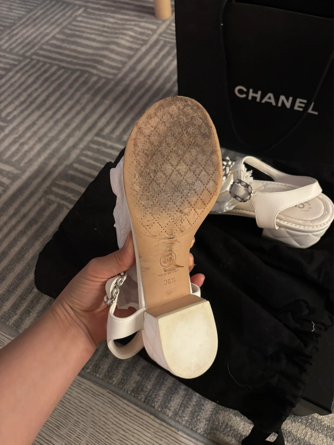 CHANEL White Sandals Size 36.5 - photo 3