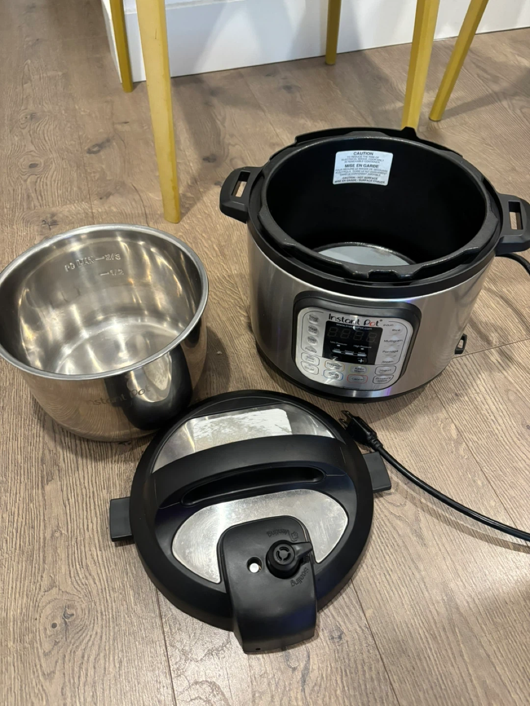 Instant Pot 6-in-1 Electric Pressure Cooker - photo 2