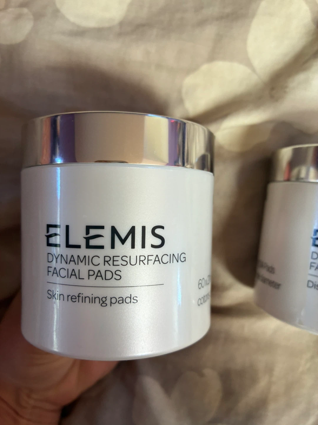 $40 each Elemis Dynamic Resurfacing Facial Pads - 2 Pack - photo 2