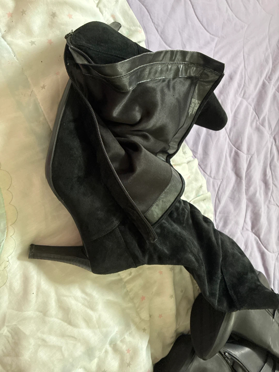 Black Suede Heeled Boots - photo 3