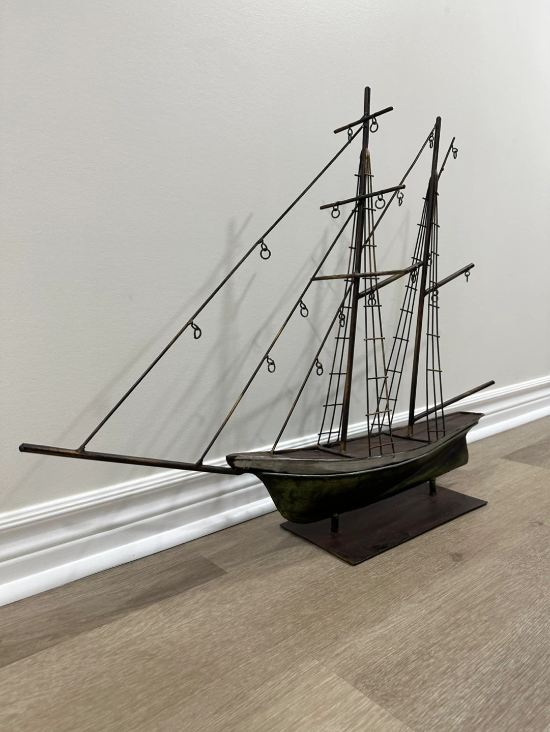 Metal Sailboat Model Decor - photo 2