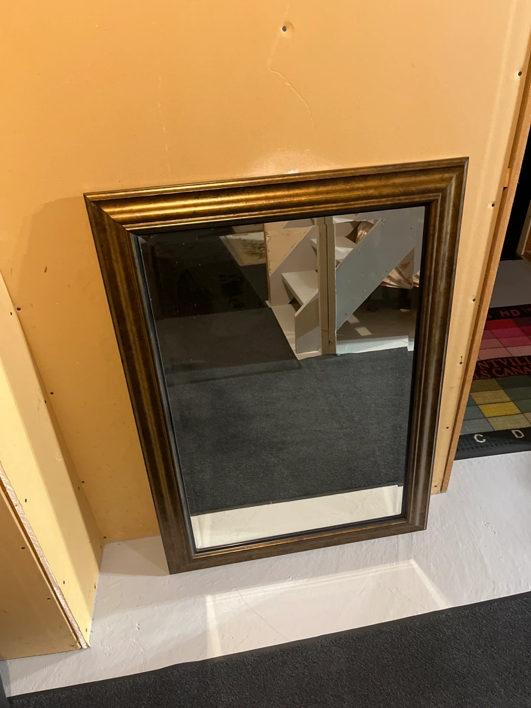 Elegant Mirror - Made in Canada - photo 2