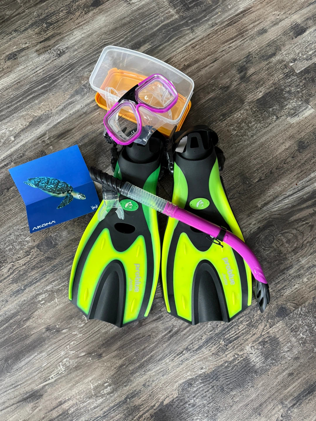 Problue Jetta Snorkelling Find with Akona Mask & Snorkel