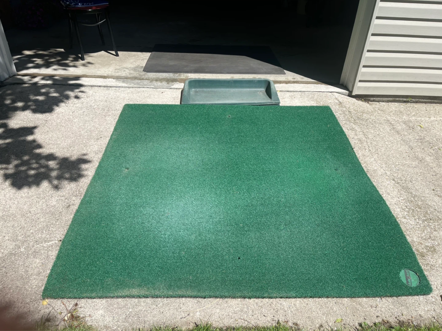 Golf Hitting Net and Mat and Ball Tray - photo 5