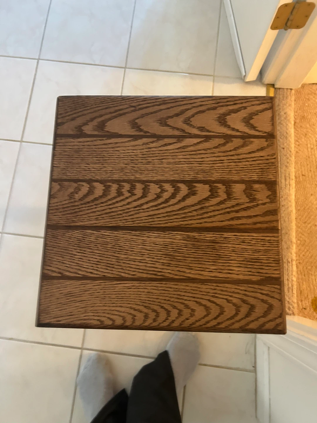 Wooden C-Table - photo 2