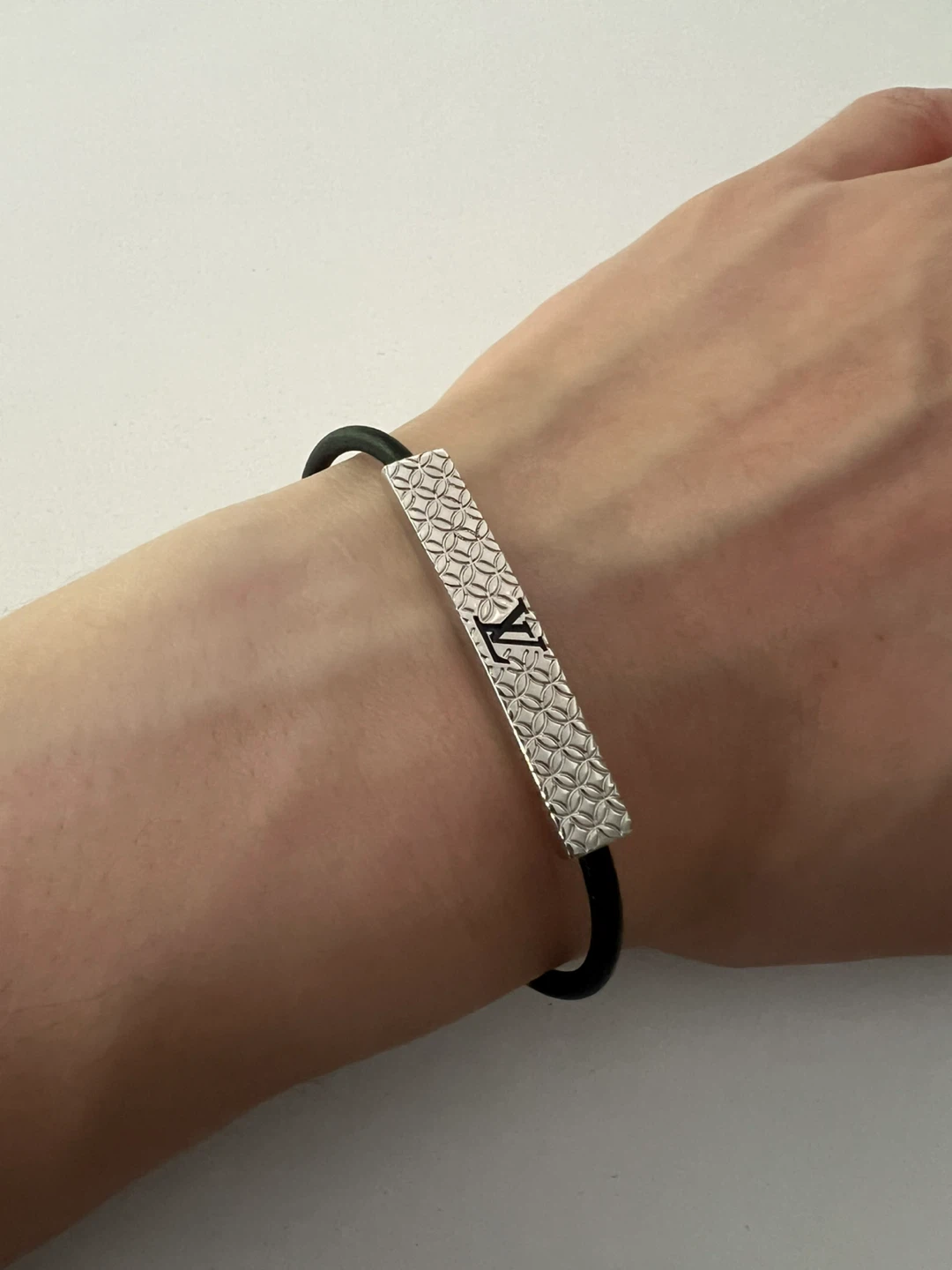 Louis Vuitton Bracelet - photo 5
