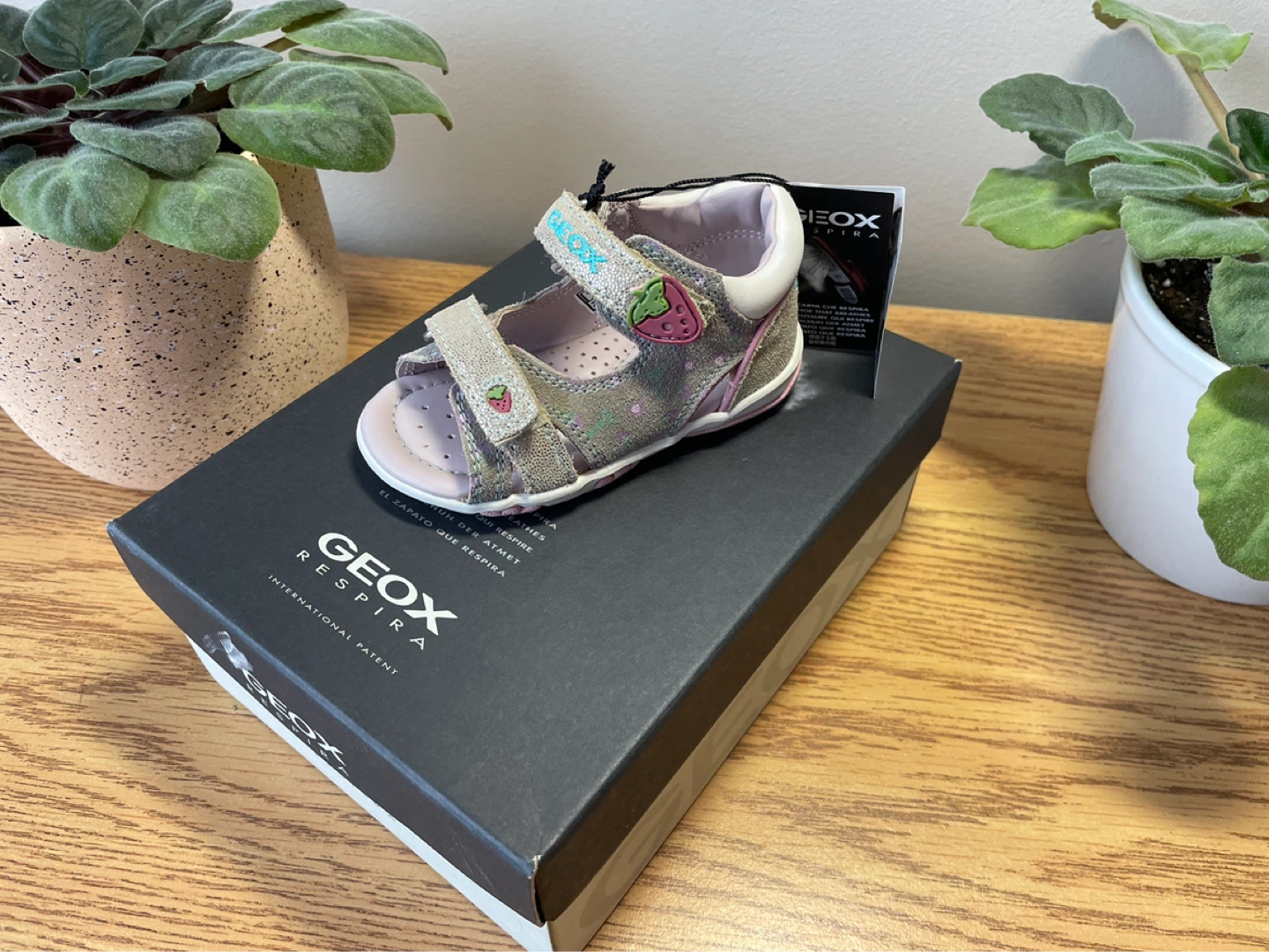 NIB Geox Respira Baby Sandals, Size US 4.5 / EU 20