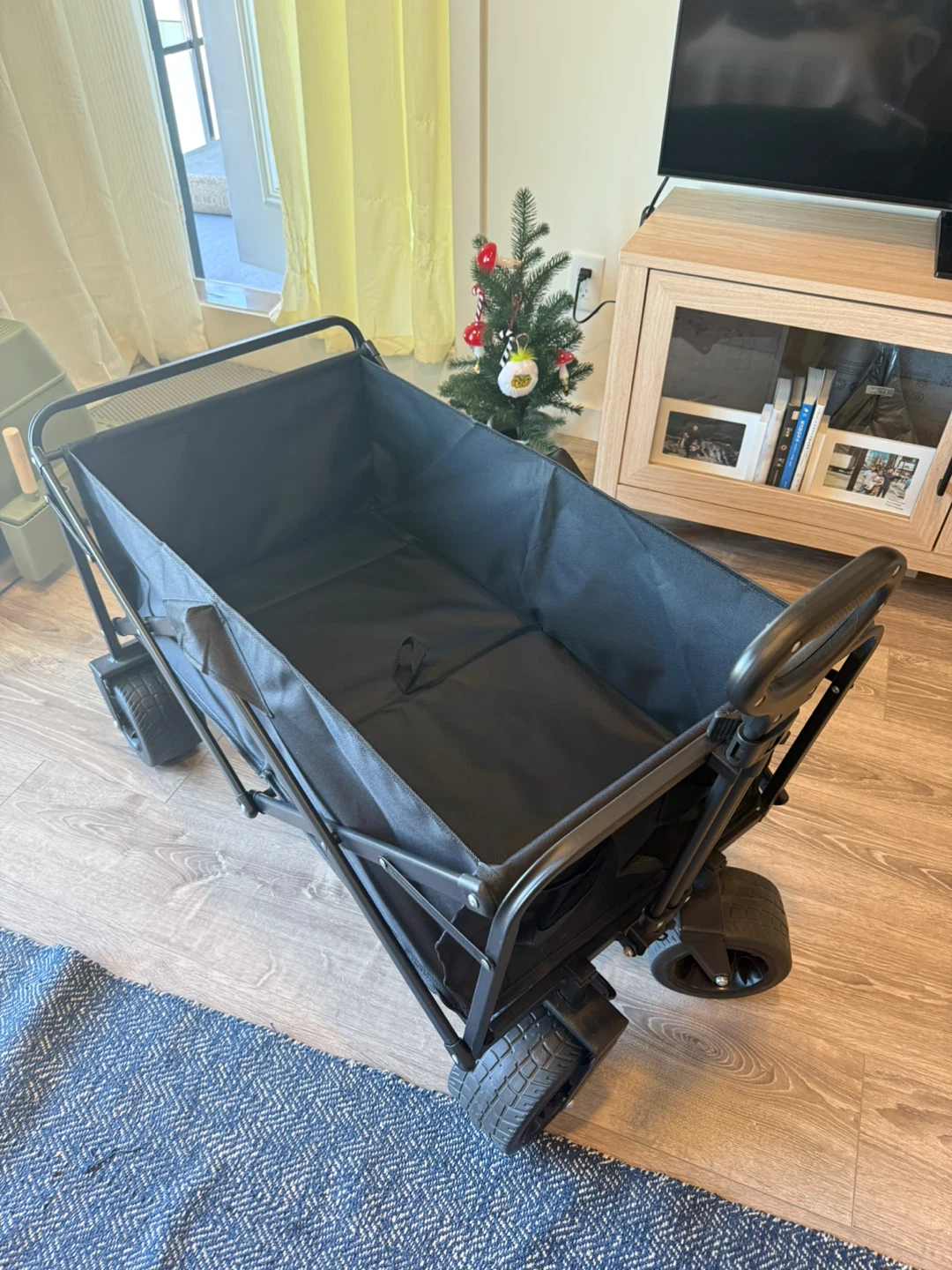 Black Folding Utility Wagon