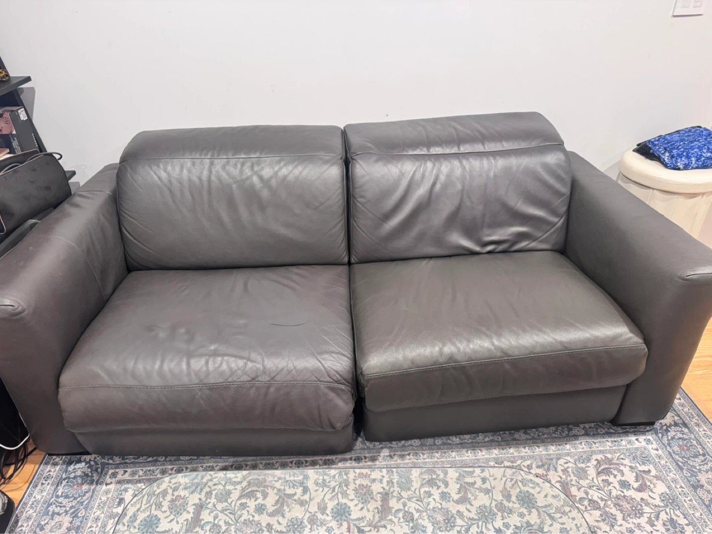 Grey 100% Leather Sofa and Loveseat Set!! - photo 2