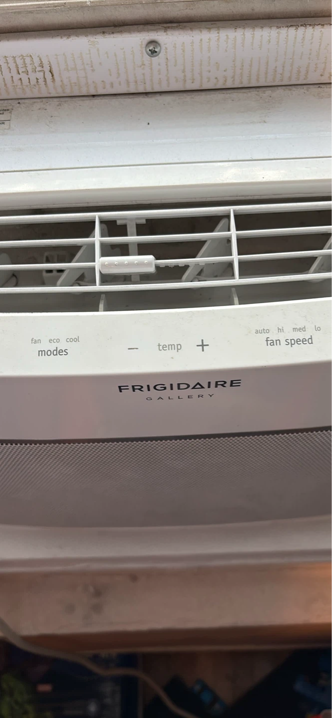 Frigidaire Gallery 8,000 BTU window air conditioner - photo 4