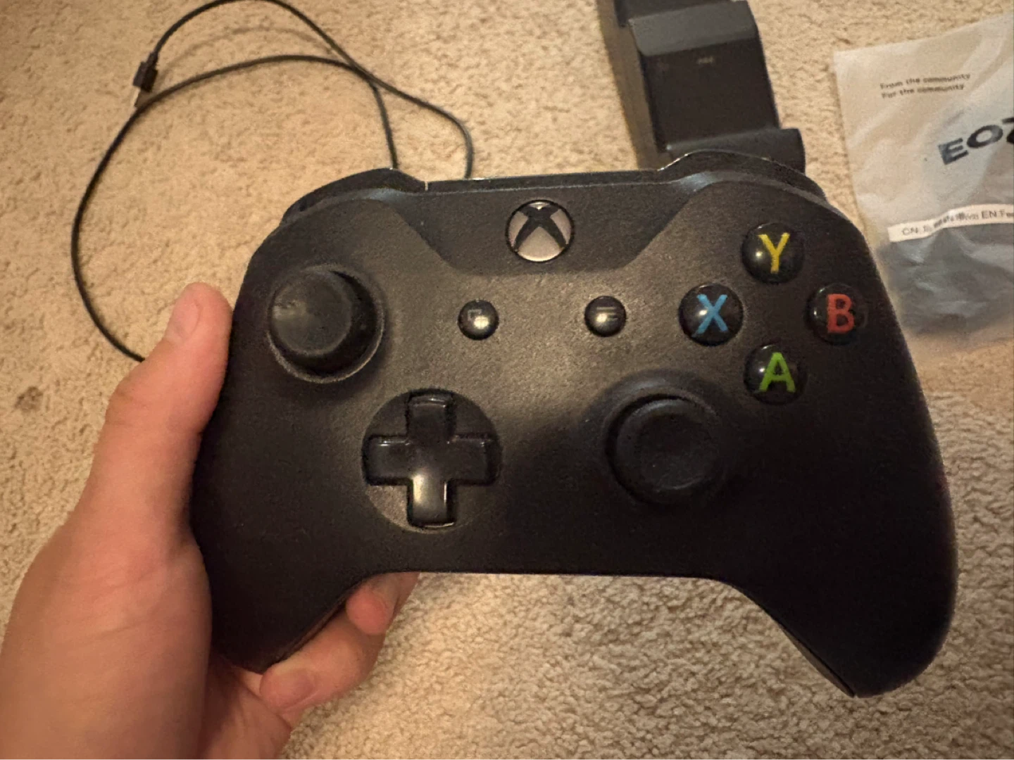 Wireless Xbox Controller + Charging Dock & USB Cable - photo 3