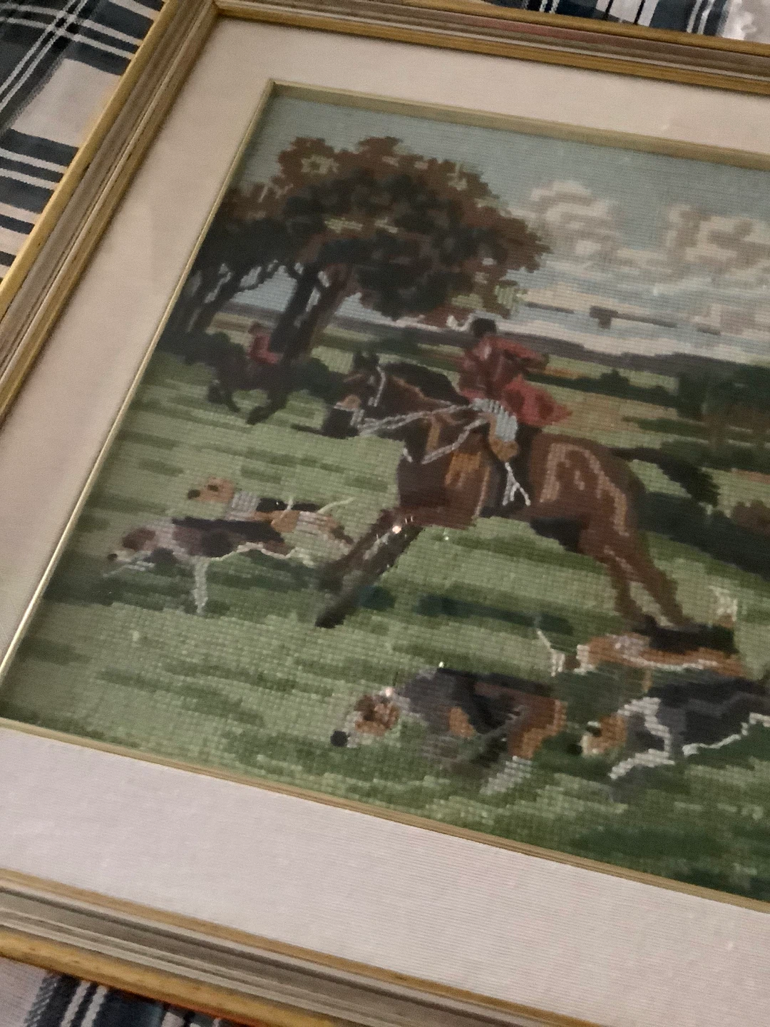 Framed Needlepoint Hunting Scene Art - photo 3
