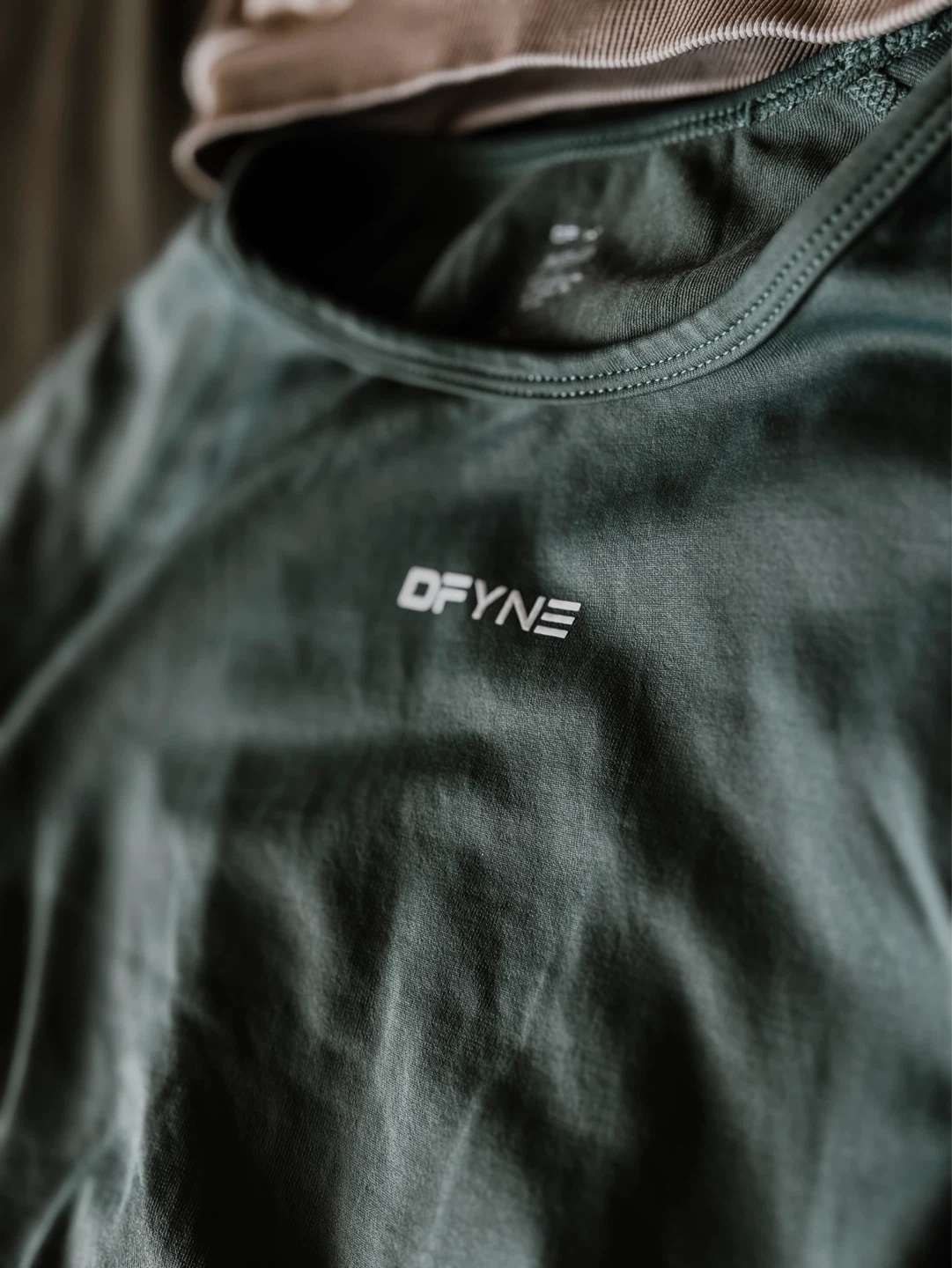 DFYNE Activewear Top - photo 2