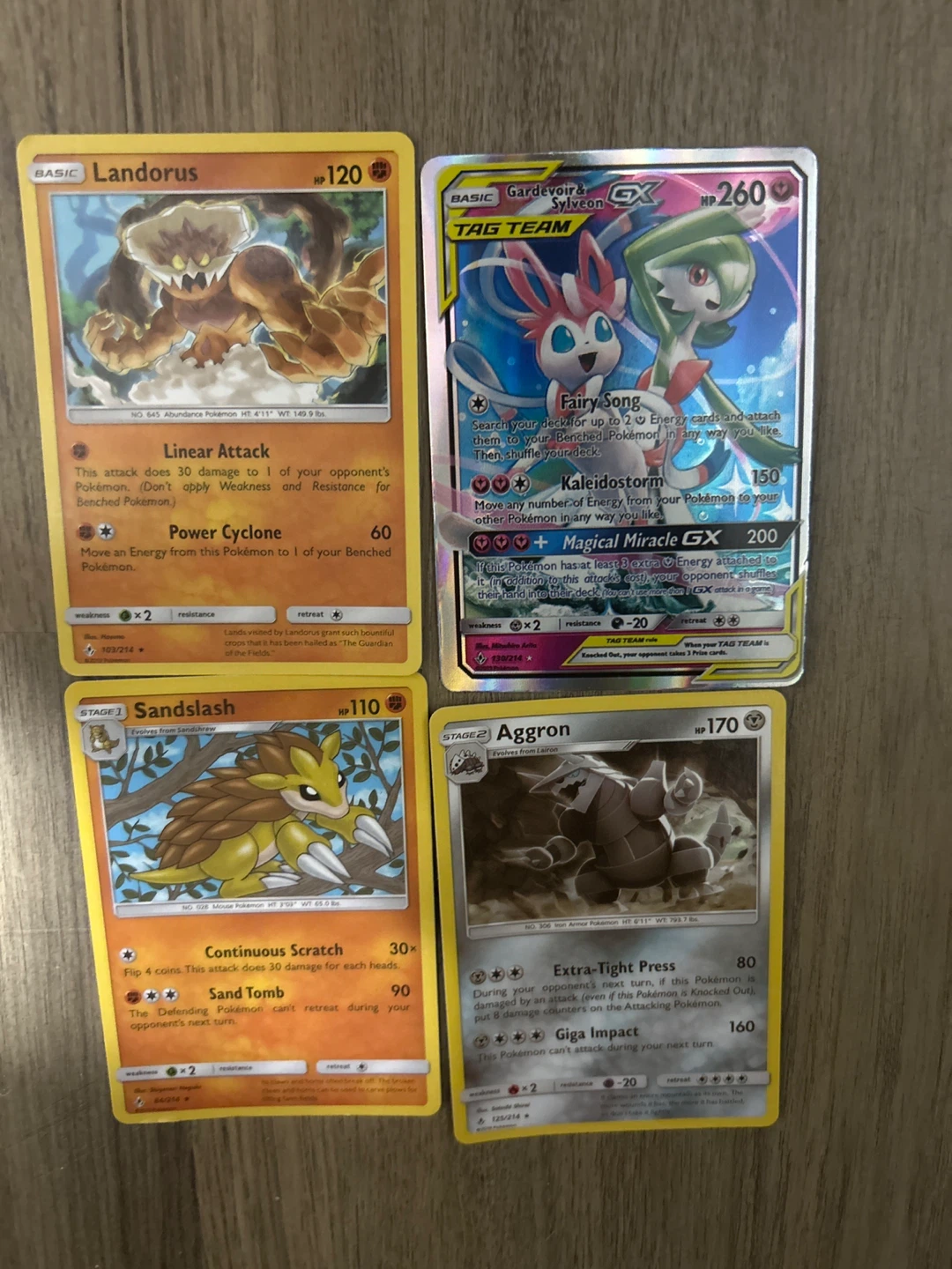 Pokémon Trading Cards Lot
