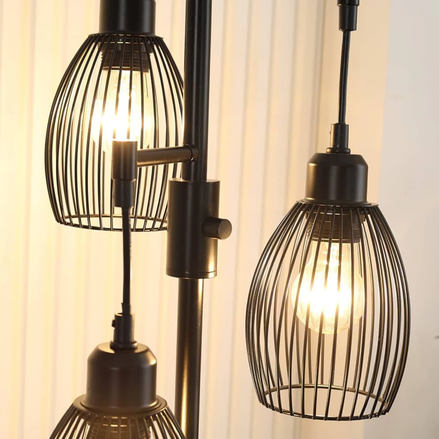 Floor lamp