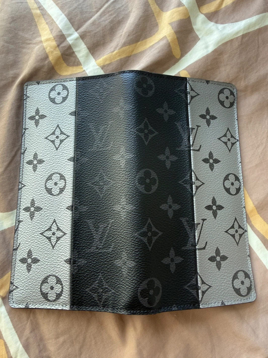 Louis Vuitton Wallet - photo 3