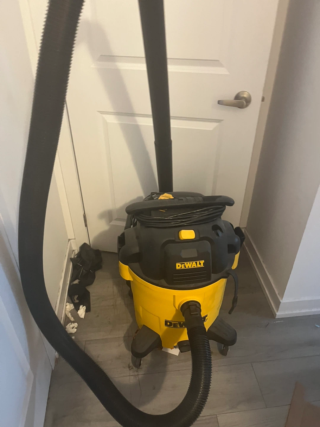 DEWALT Wet/Dry Vac DXV12P