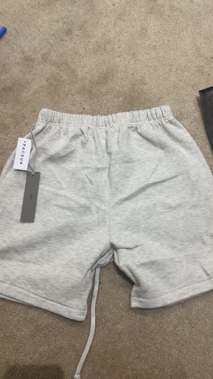 Essentials Fear of God Shorts - photo 5
