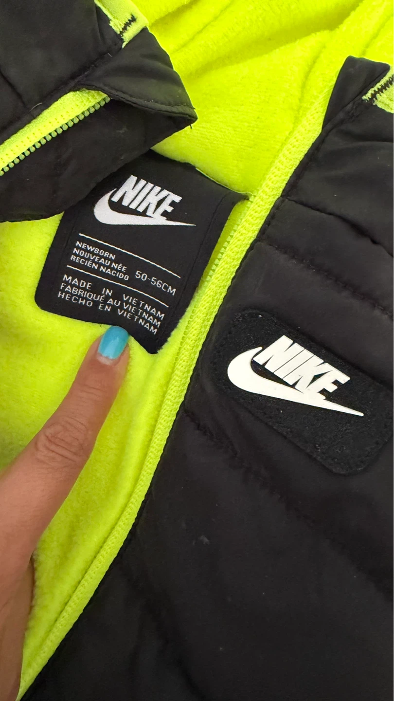 Nike Newborn Snowsuit - photo 3