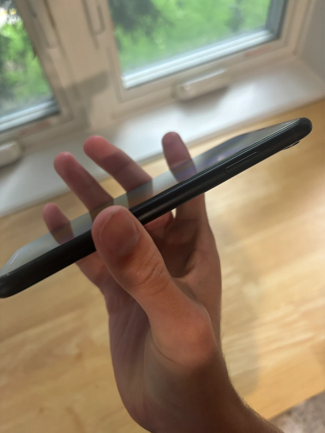 Apple iPhone XR BLACK 64GB - 89% Battery - photo 3
