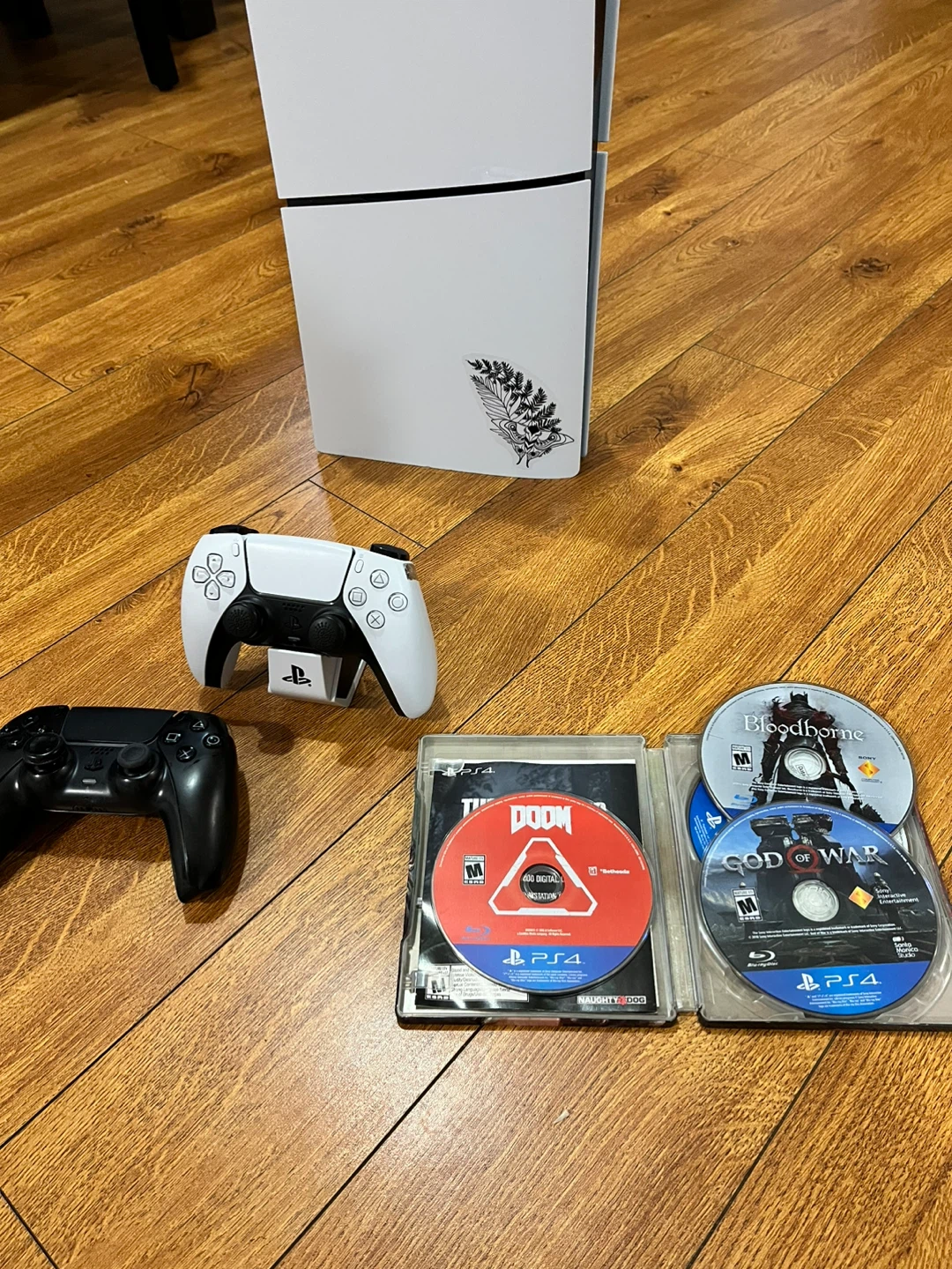 PS5 Disc Edition 1TB Bundle – 2 Controllers + 3 Games