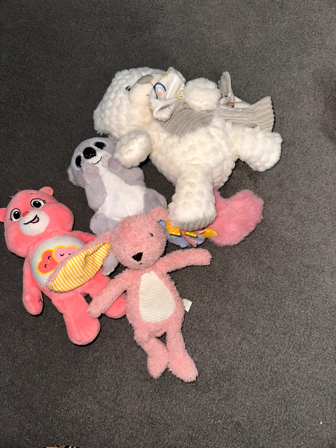 Bundle of 4 Plush Toys