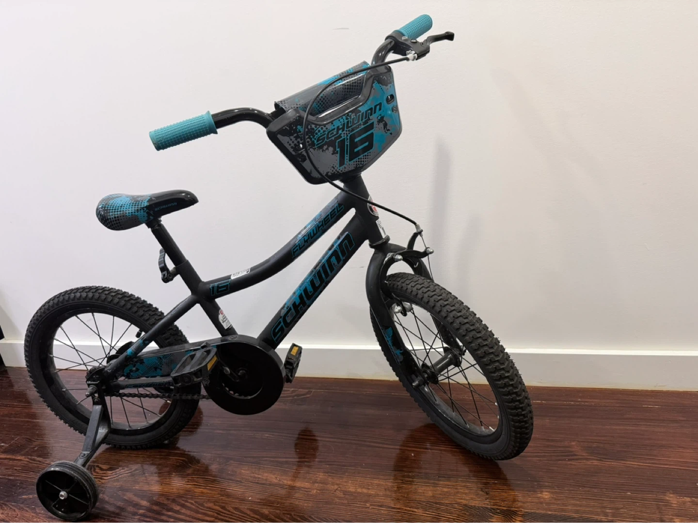 Schwinn 16" Bicycle with Training Wheels