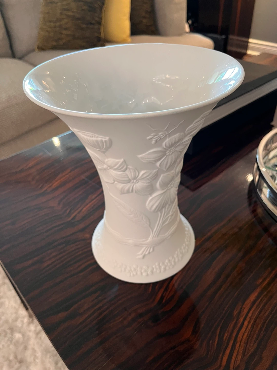Kaiser Porcelain Vase - photo 3