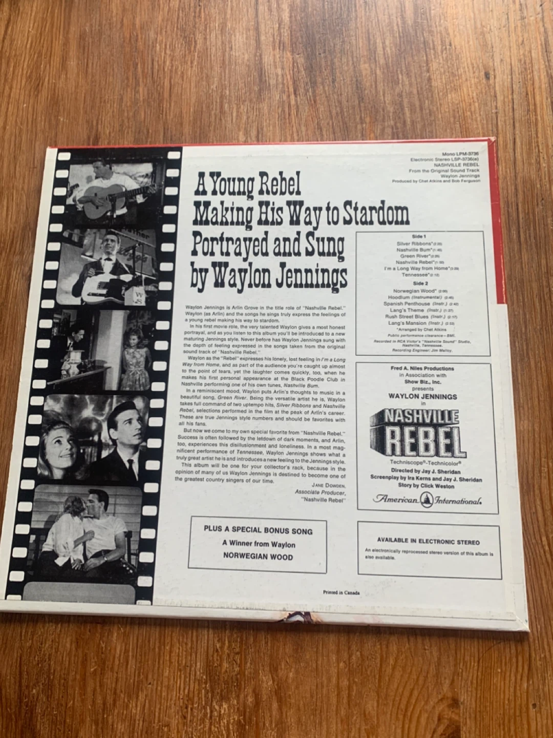 ⚽️ Waylon Jennings Nashville Rebel Vinyl Record - photo 2