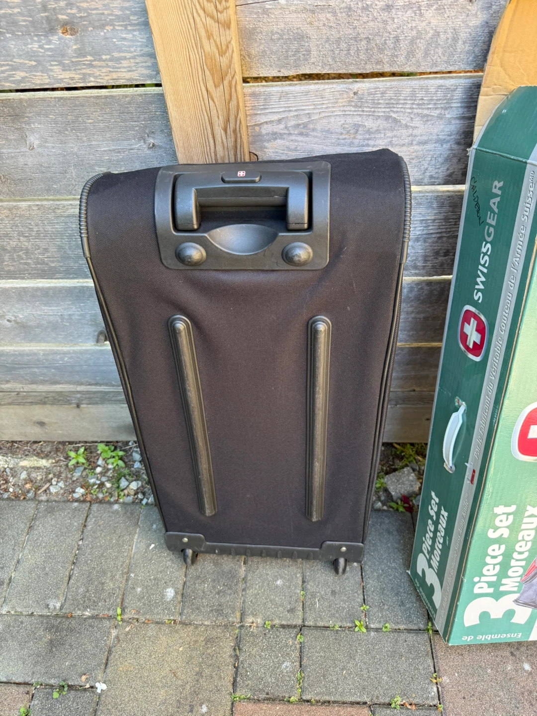 SWISSGEAR Rolling Duffle Bag - photo 2