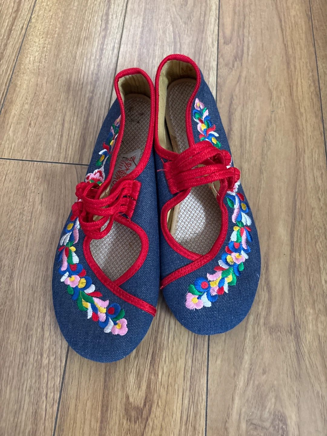 Embroidered Denim Ballet Flats - Red & Blue