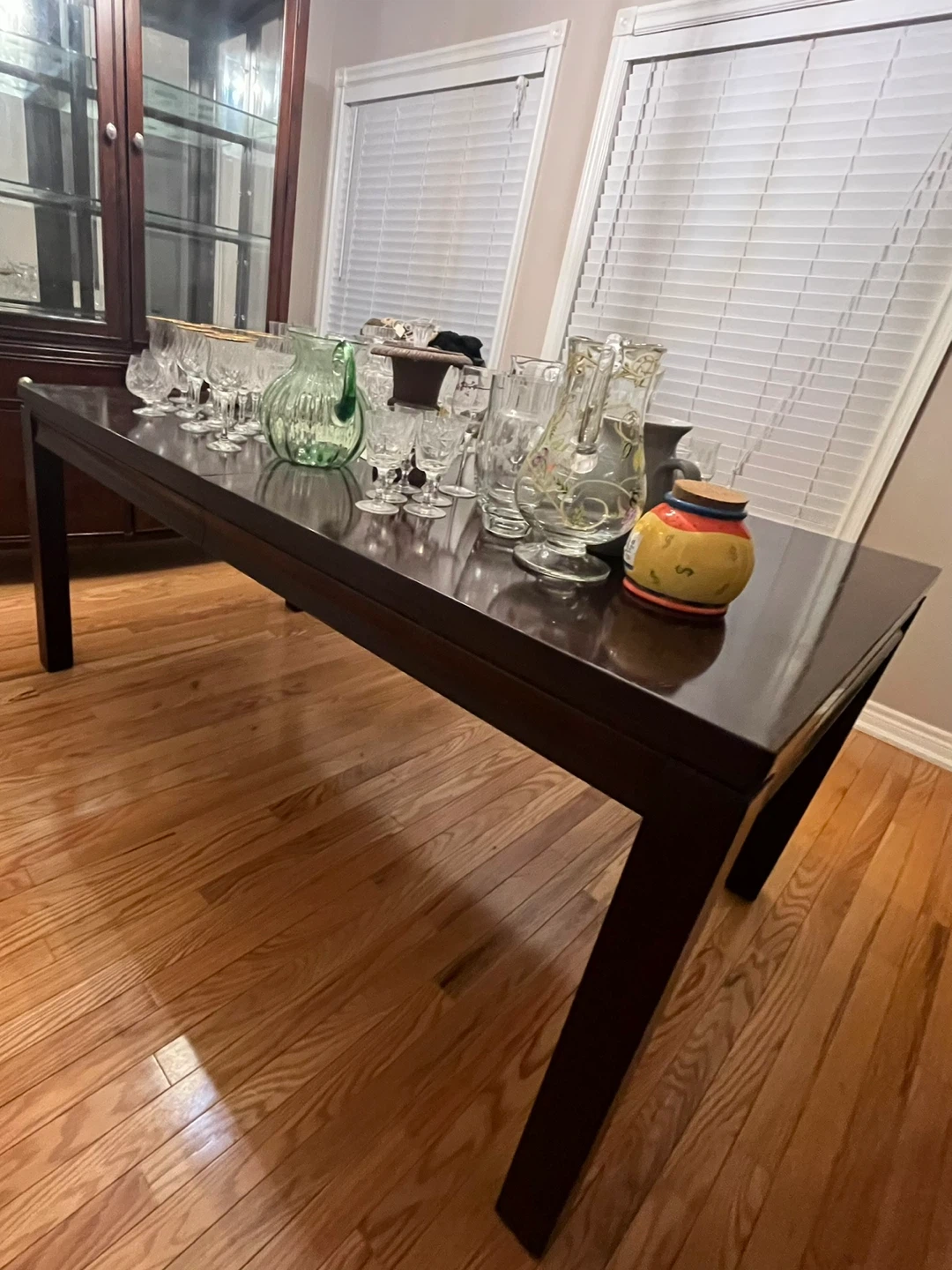 Sideboard and dining table - photo 3